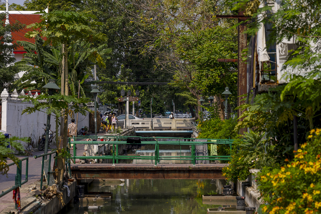 Klong in Rathcha Thewa (Bangkok)