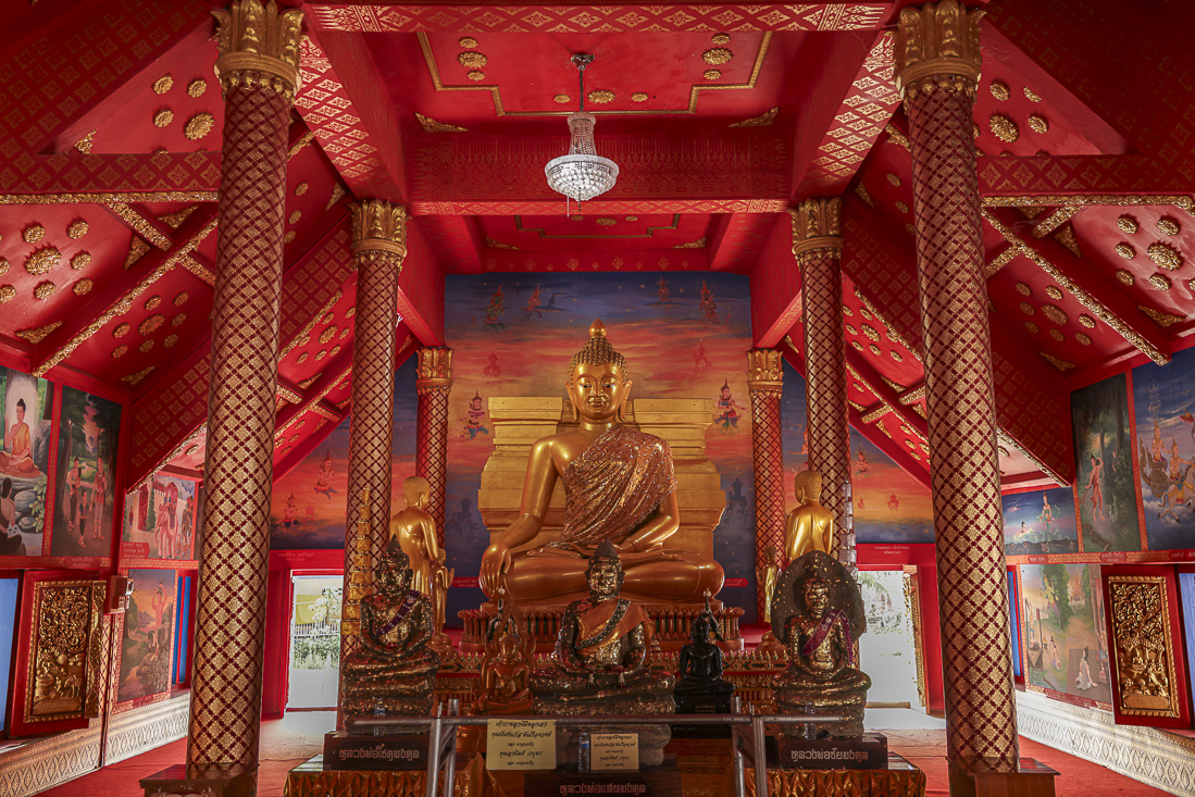 Wat Tha Khaek binnen