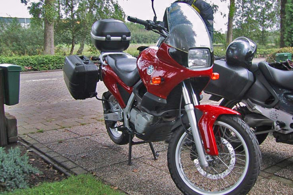 01 BMW F650.jpg