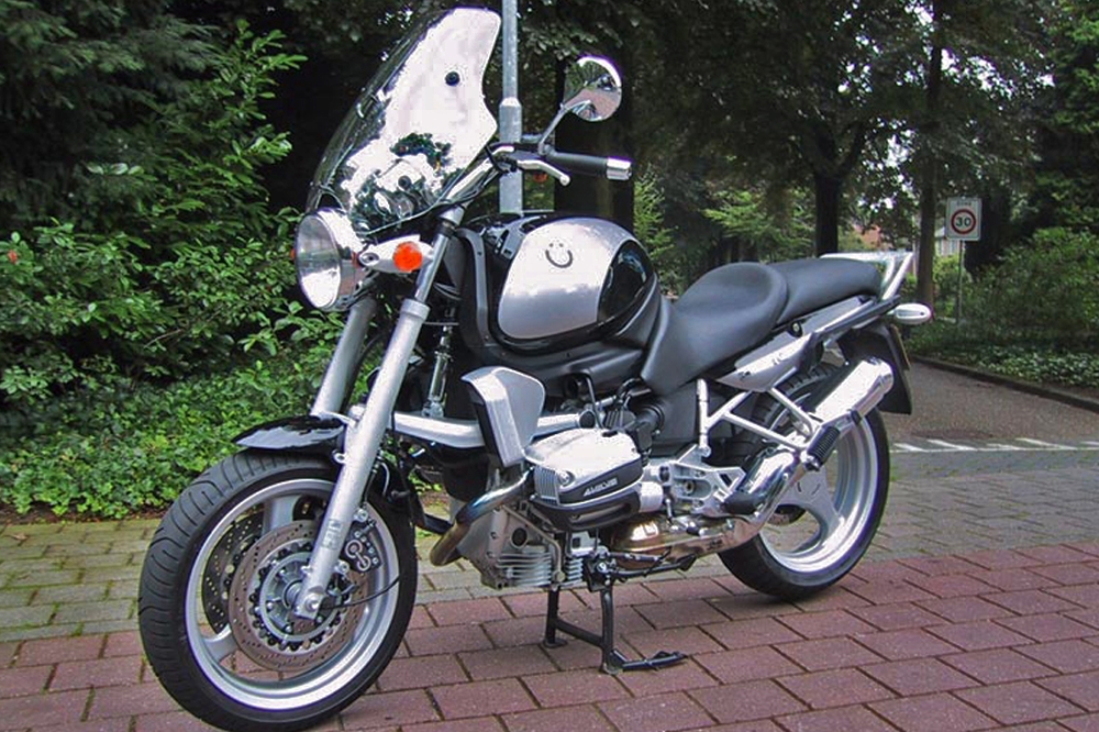 02 BMW R850R.jpg